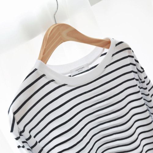 <br>OA0021BA_Only one striped Long tee