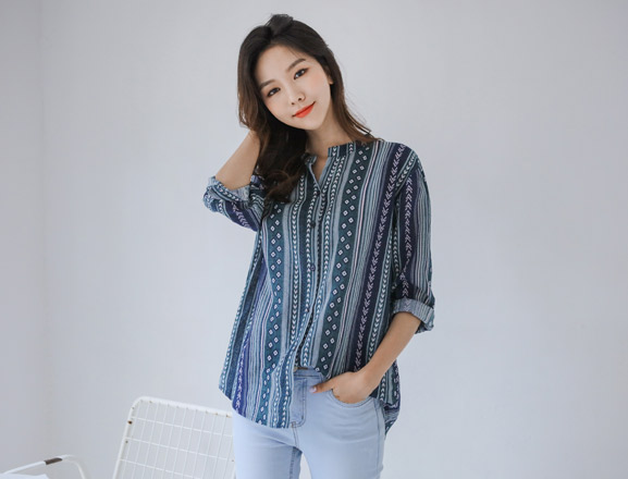 <br>7DA12703AA_Ethnic Striped Yarn Shirt