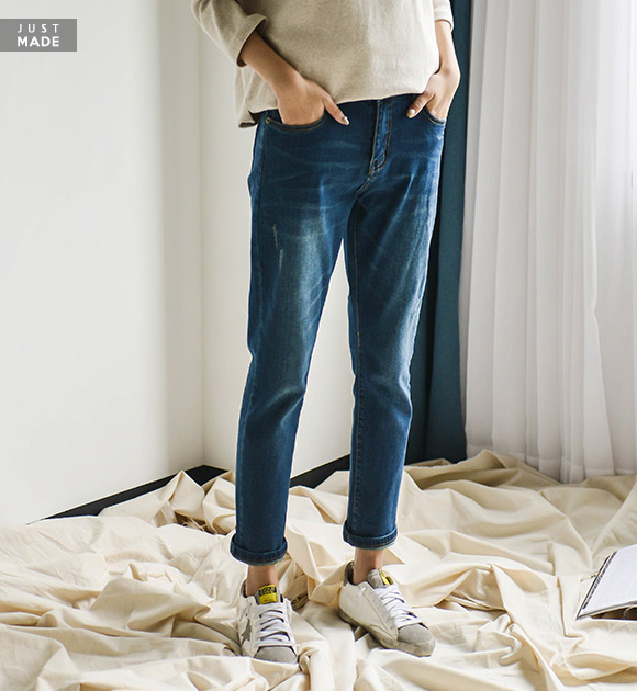 <br>7EJ173AA_Honey spandex day napping Baggy jeans
