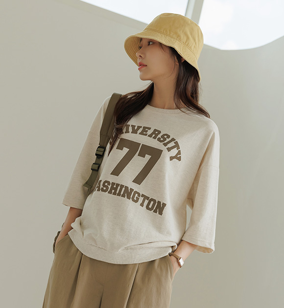 6DA28535HH_University print cropped sleeve sweater