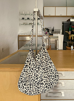 4DD00091AY_Leopard Eco Bag