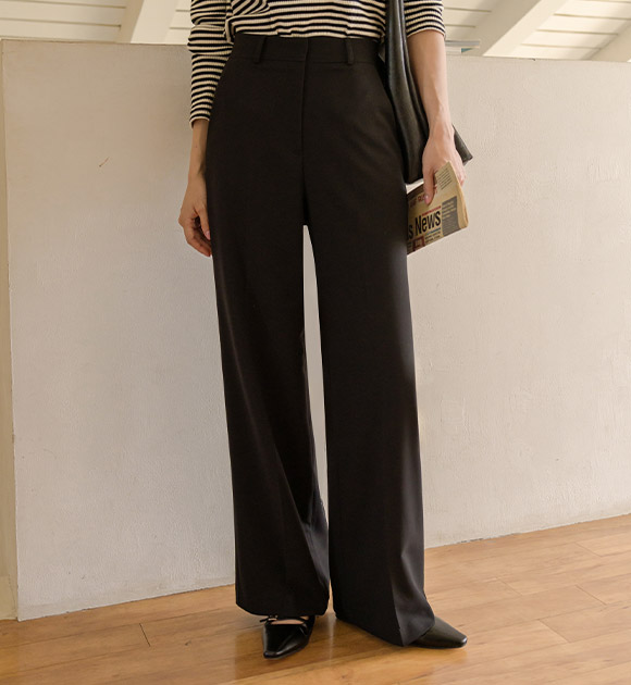 5DA30424AY_Neat Silhouette Semi-Wide Slacks