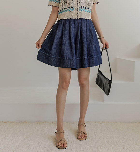 8DA25714AA_Singburn Pintuck Midlength denim skirt pants