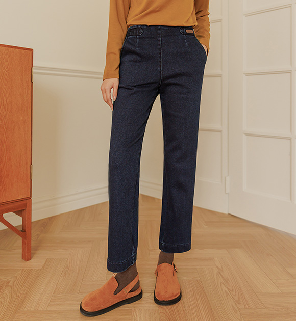 8DA26592AA_ Puffing napping bijo leather Straight jeans