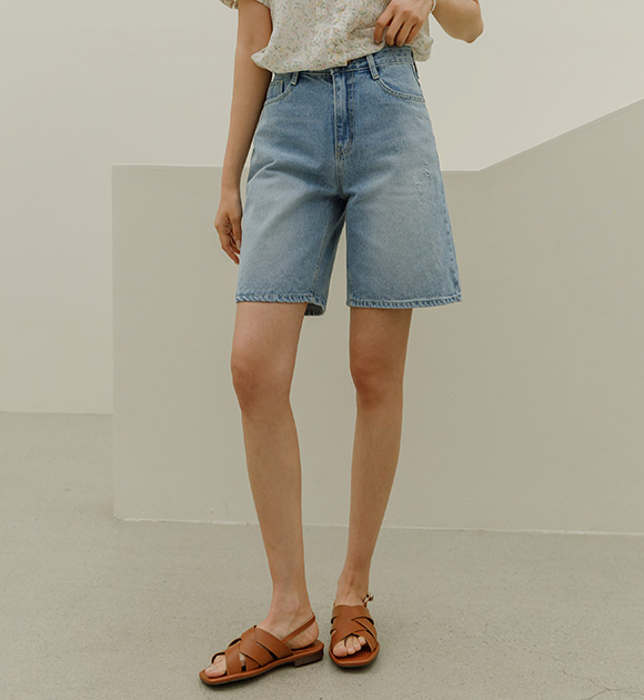 5DA27726HH_ Cool Dawn Scratch Short Denim