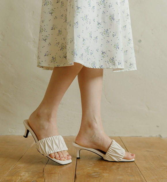 8DA28266KK_ Spim Wrinkle Mule Slippers