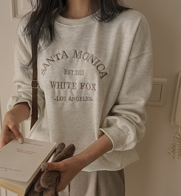 8DA29017NN_Santa Monica Fleece Embroidered Sweatshirt