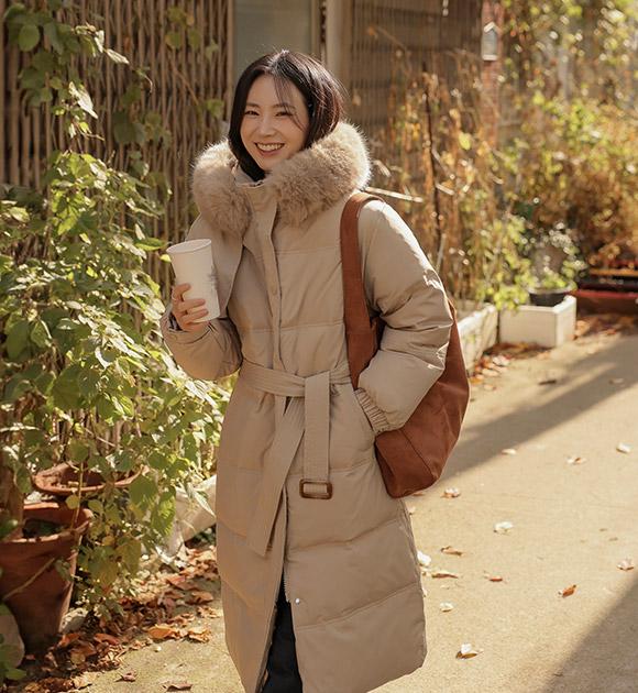 6OA0825JJ_Claire Down-filled Hooded Long Padded Jacket (Belt Set)