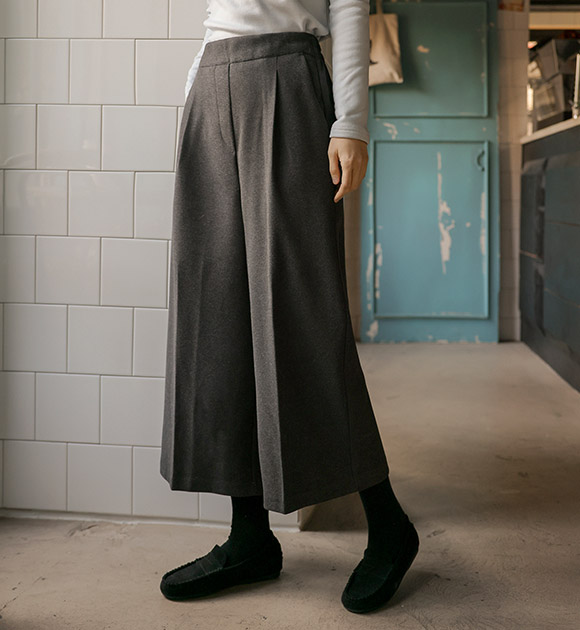 5DA30926NN_World Warm Pintuck Wide Crop Slacks