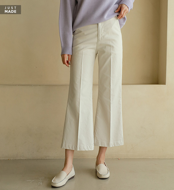 <br>8DO0083GG_Wa-Pyeonhae Crop Regular Bootcut Pants