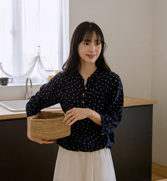 5DA31347NN_Leaf Print Drawstring 3/4 Sleeve Shirt