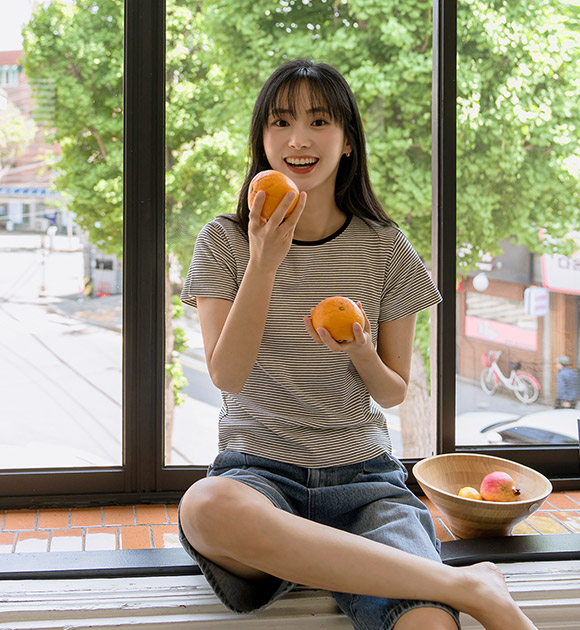6DA31465NN_Days Thin Stripe Short-sleeved T-shirt