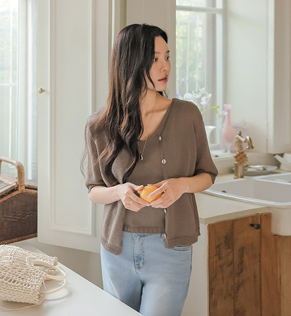 5DA31476HR_Mio Cool Touch V-necked Short-sleeved Cardigan