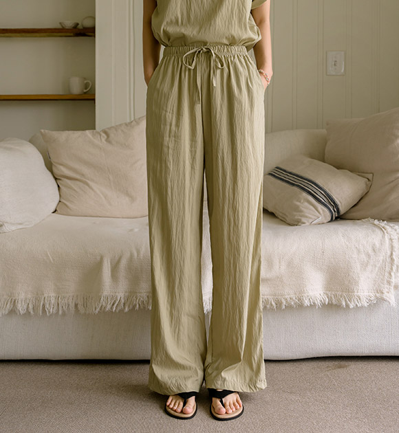 5DA31565NN_Slin Cool Rayon Wide Banding Pants