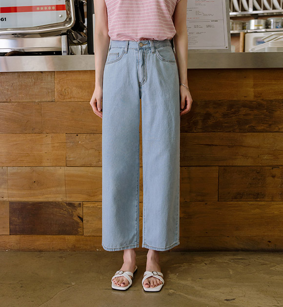 4DA31612HN_Light Semi-Wide Cropped Denim Jeans