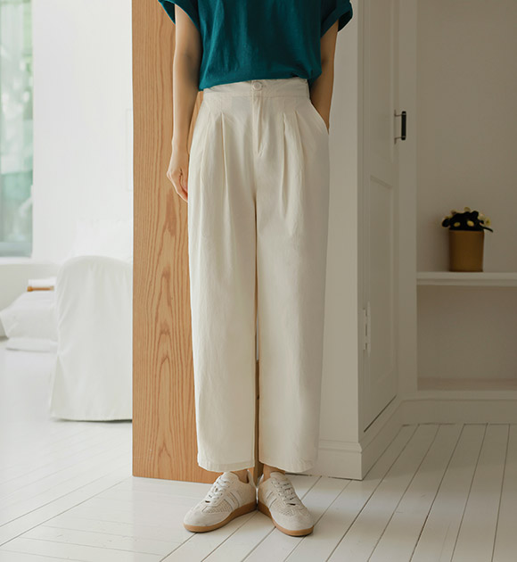 5DA31687HN_Pintuck Cropped Baggy Pants