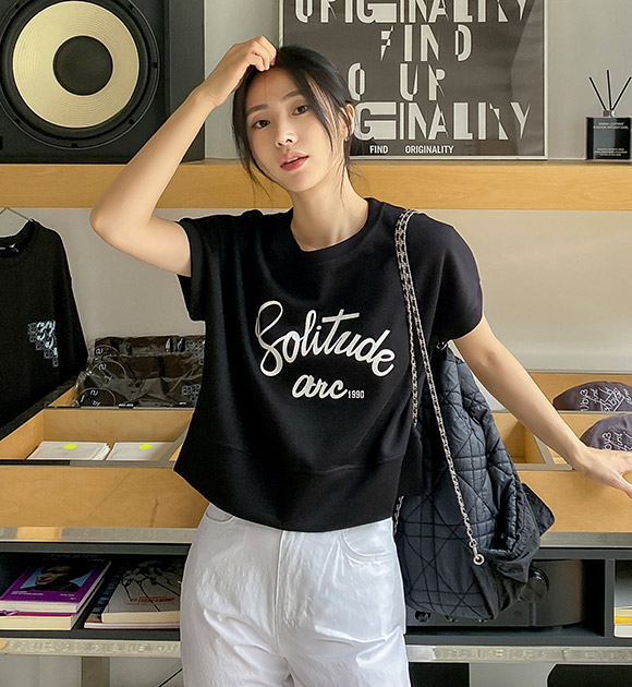 4DA30318JJ_Berry Lettering Ponte Short-sleeved Sweatshirt