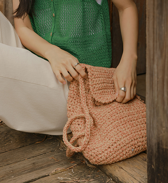 6DD00305HR_Reboning Crochet Knit Backpack