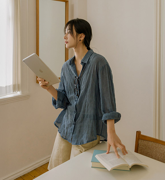 5DA31805HN_Natural Tone Color Striped Shirt