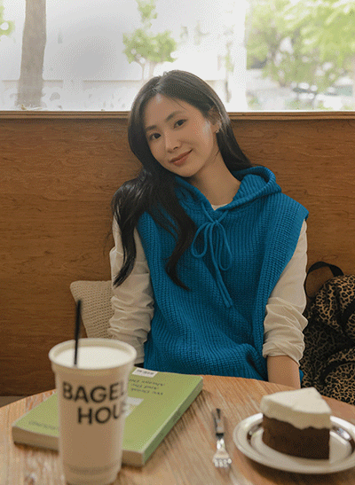 5DA31906JJ_Casual Look Knit Hooded Vest