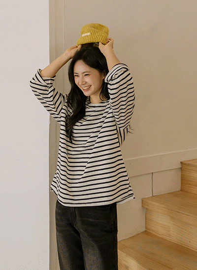 6DA31921HR_S Loose-fit Side Slit Striped T-shirt