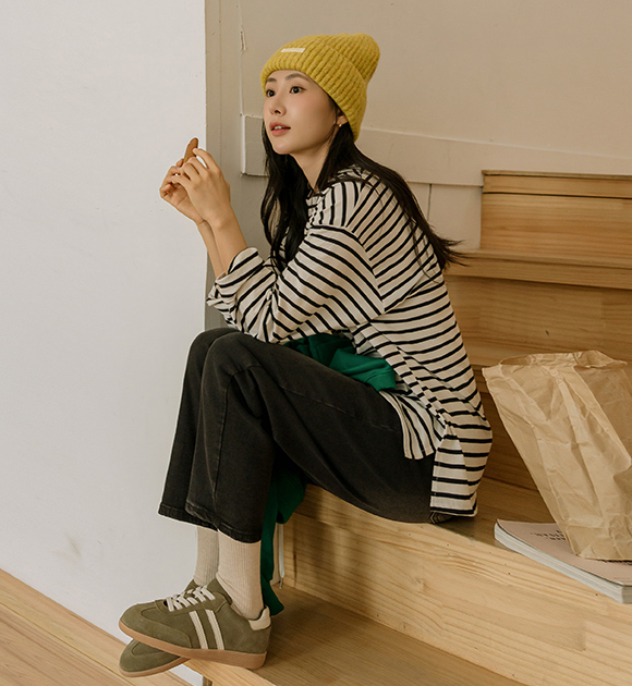 6DA31921HR_S Loose-fit Side Slit Striped T-shirt