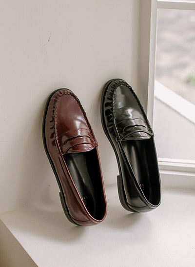 6DD00339HN_Roeni Shirring Pleated Loafers