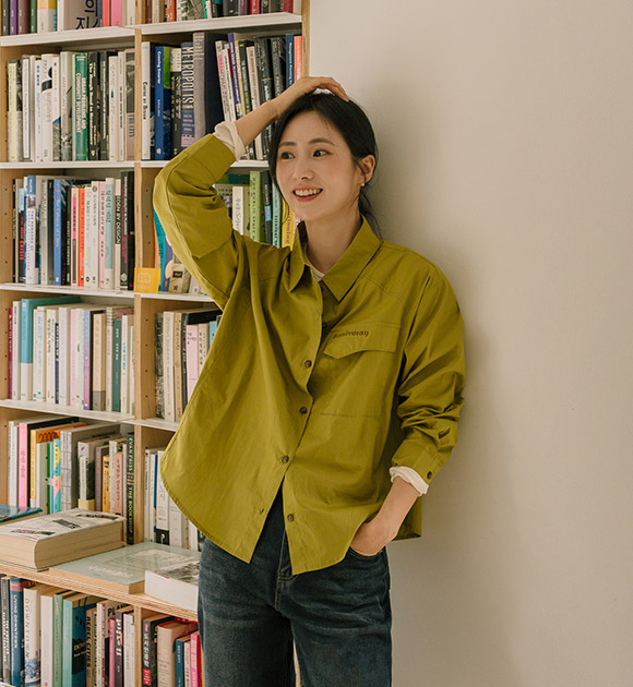 6DA31965NN_Balance Pocket Embroidery Cotton Shirt