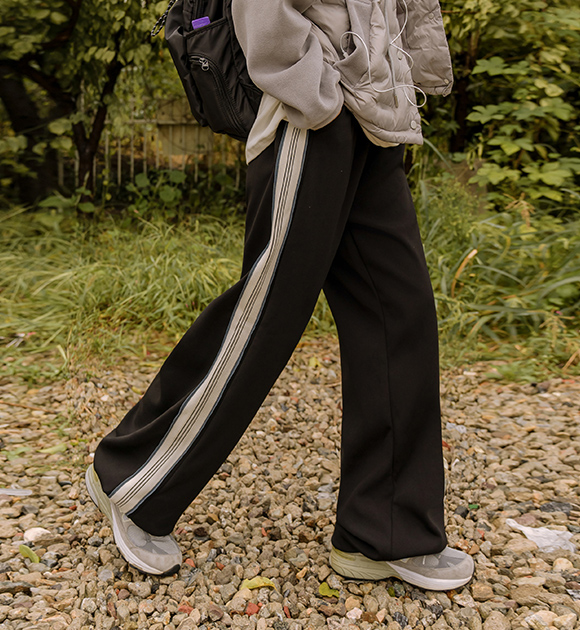 5DA32004HR_Effortless Stylish Color-block Two-way Track Pants