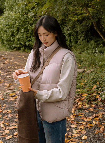 5DA32058NN_Cord String High-Neck Padded Vest
