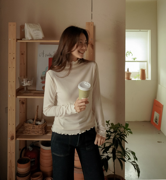 8DA28949AA_Wavy Line Span Tee