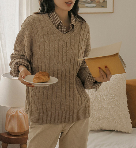 6DA30559JJ_Cozy Cable Knit Loose-Fit Knitwear (Round Neck /V-Neck)