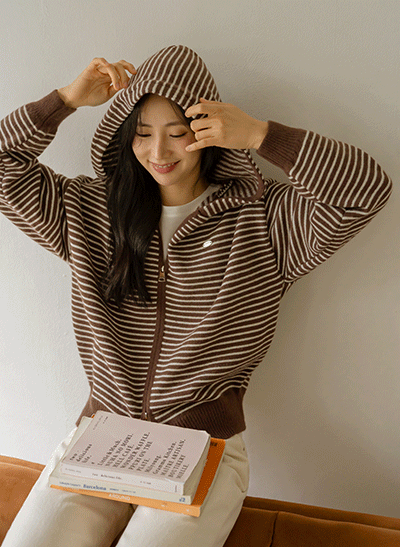 5DA32071CW_Silver Decoration Stripe Hooded Knit Zip-up