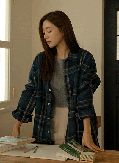 5DA30658NN_Long Loose-fit Fleece Checkered Shirt