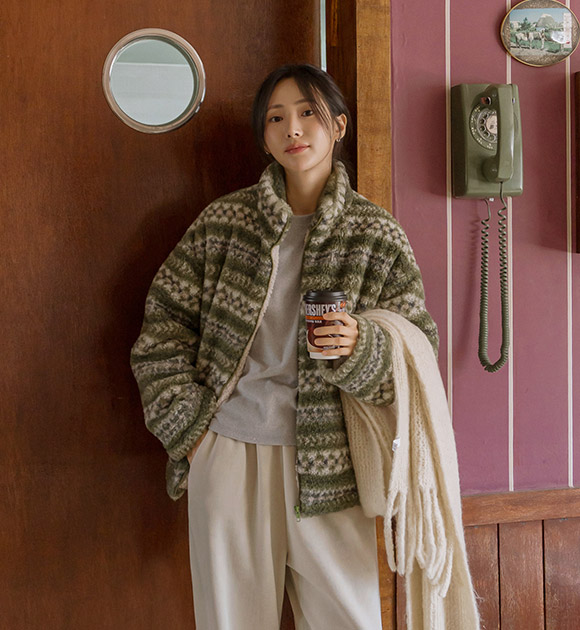 6DA32121HN_Ryan Zigzag Fleece-lined Zip-Up