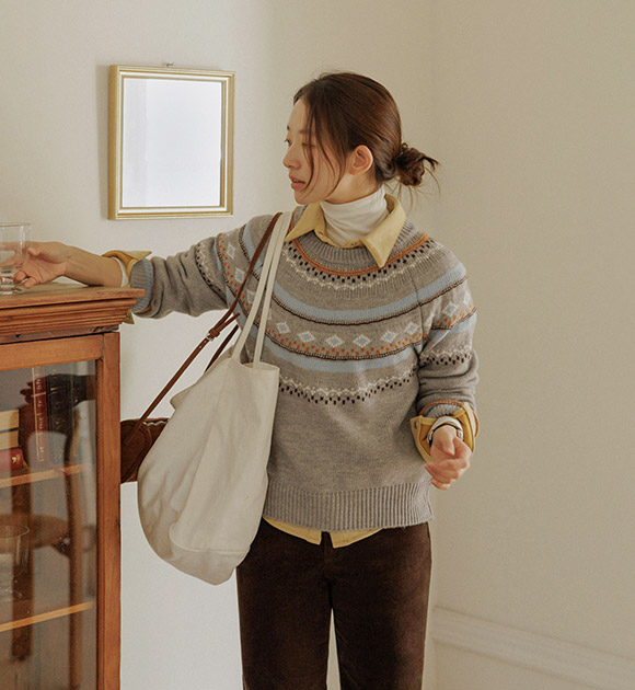 5DA32145HN_Diamond Pattern Color-block Raglan Knitwear