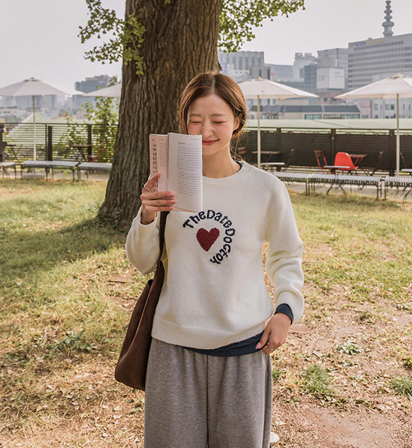 6DA32158JJ_Dozen Heart Lettering Wool Knitwear