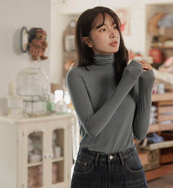 5DA32200NN_Flowy Rayon Wool Spandex Turtleneck Tee