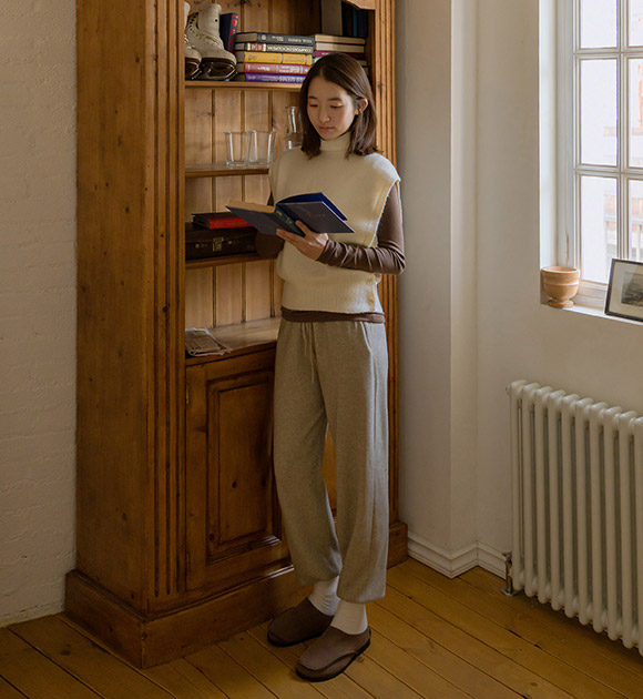 4DA32226NN_Soft Knit Banding Jogger Pants