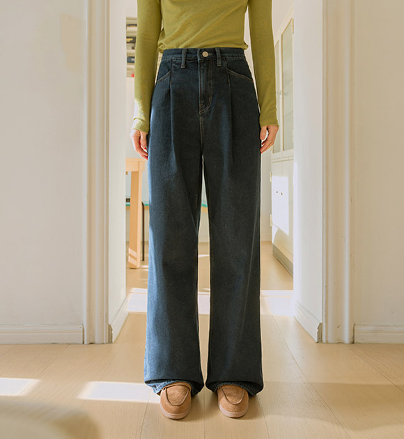 6DD00377NN_Berry Lined Suede Loafers