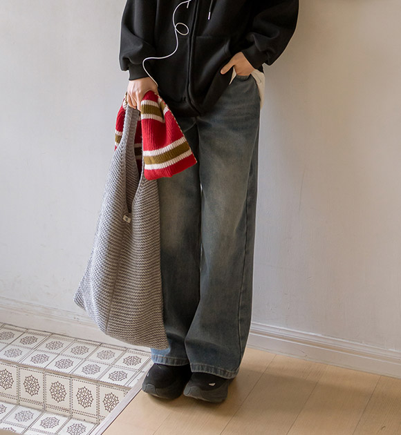 6DD00382HN_Egg Patch Natural Knit Bag