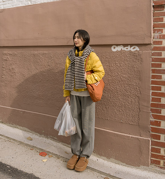 6DD00378NN_Terry Fabric Stripe Hoodie Scarf