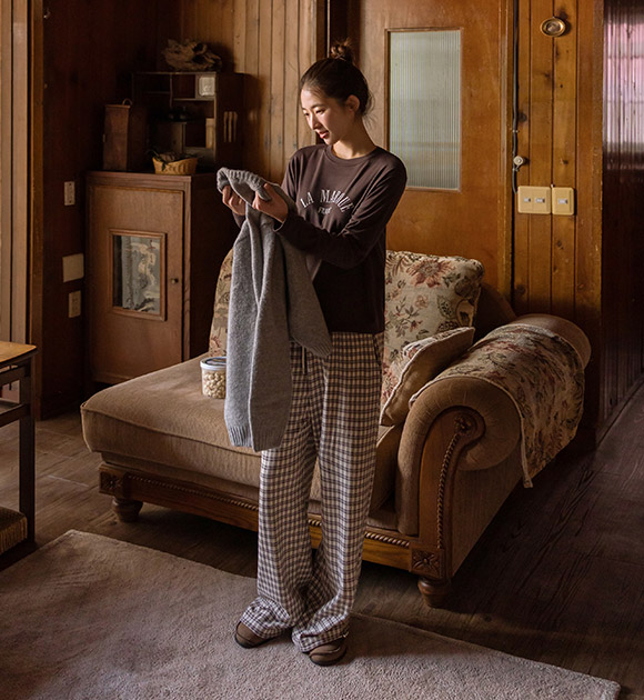 5DA32286NN_Fleece-Lined Checkered Drawstring Waist Pants