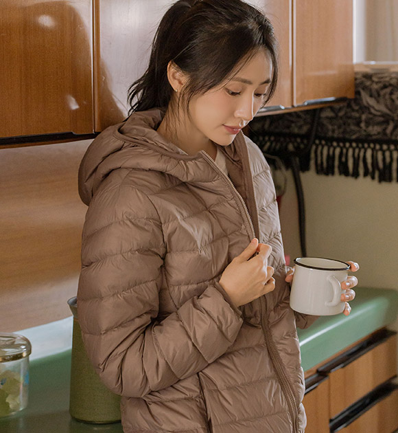 6DA32119HR_Warm and Lightweight Hooded Padded Jacket