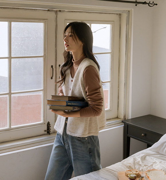 6DA32278NN_Lina Three-Button Knit Vest