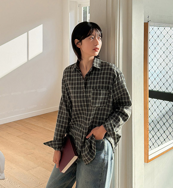 4DA32344JJ_Deep Mood Gentle Checkered Shirt