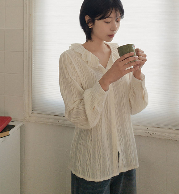 5DA30801JJ_Ari Frill Neck Brushed Blouse