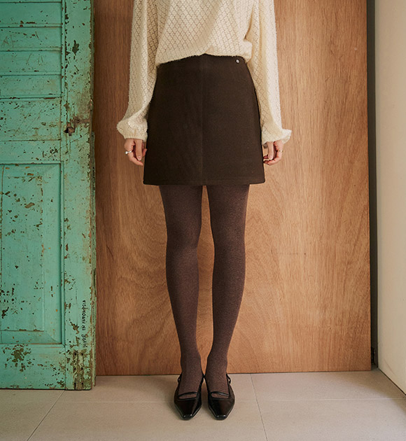 5DA32364HN_Silver M Mini Skirt with Fleece-lined Inner Shorts