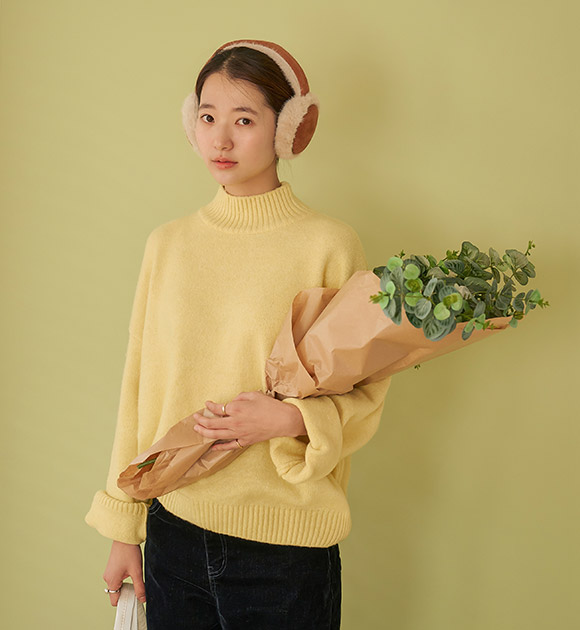 5DA32352YY_Pikin Wool Boxy Mock Neck Knitwear