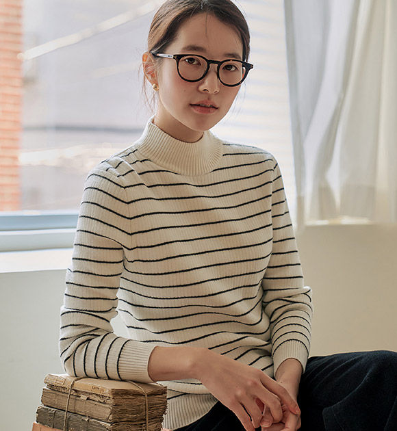 5DA32372JJ_Cold-weather Protection Brushed Fleece Ribbed Mock-neck Knitwear